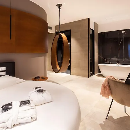 Otel The Corner Duomo Milano