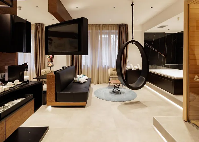 The Corner Duomo Отель Милан