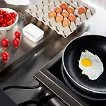 ذا كورنر دومو فندق 4*