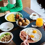 فندق ذا كورنر دومو 4*
