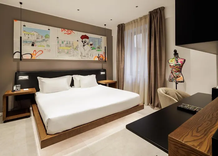 The Corner Duomo מלון