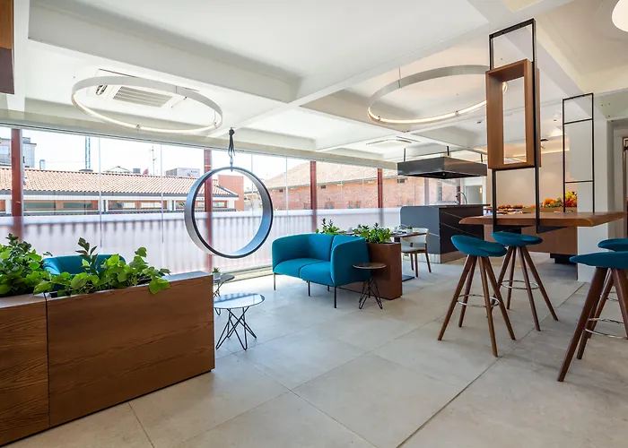 מלון The Corner Duomo 4*